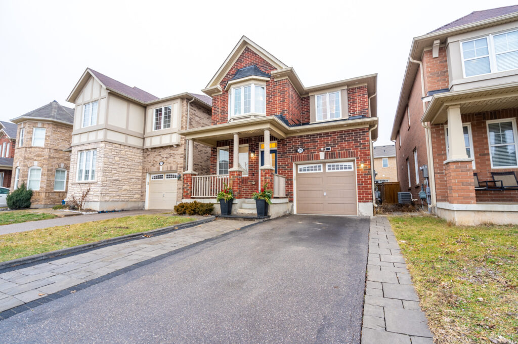 270 Gleave Terrace