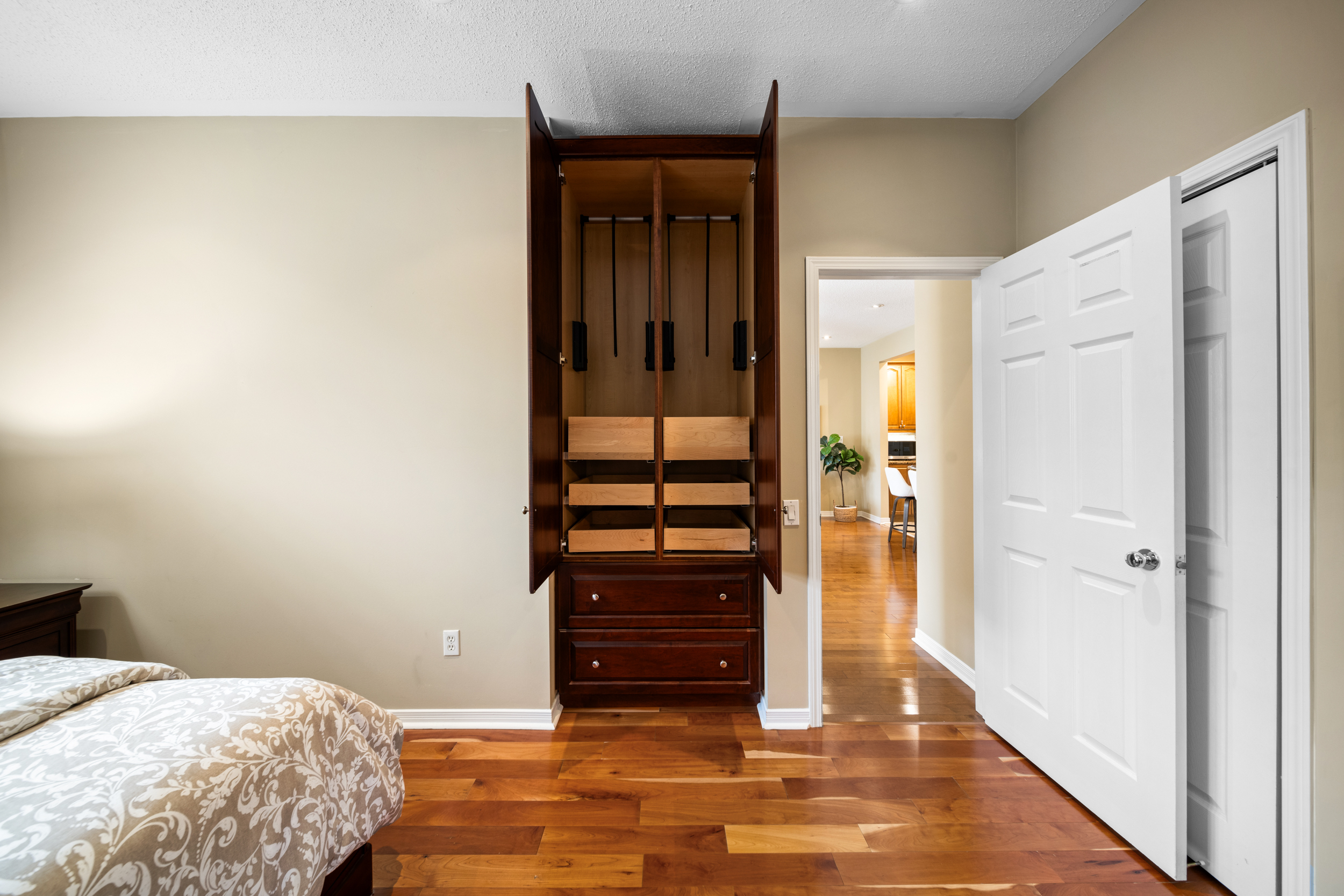 54 - 2243 Turnberry Road