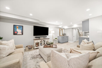 17 - 441 Stonehenge Drive