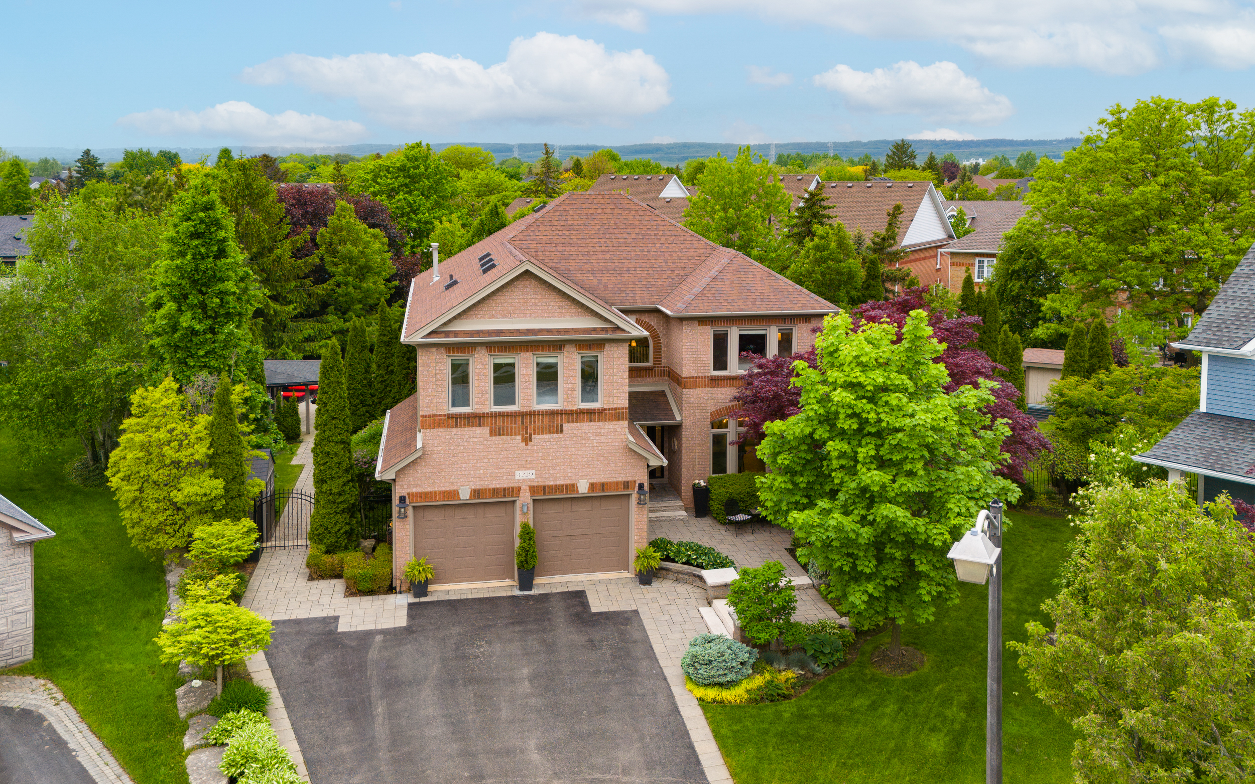 4229 Gleneagles Court