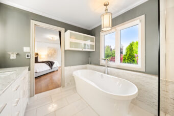 4229 Gleneagles Court