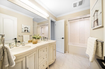4229 Gleneagles Court