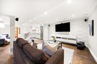 4229 Gleneagles Court