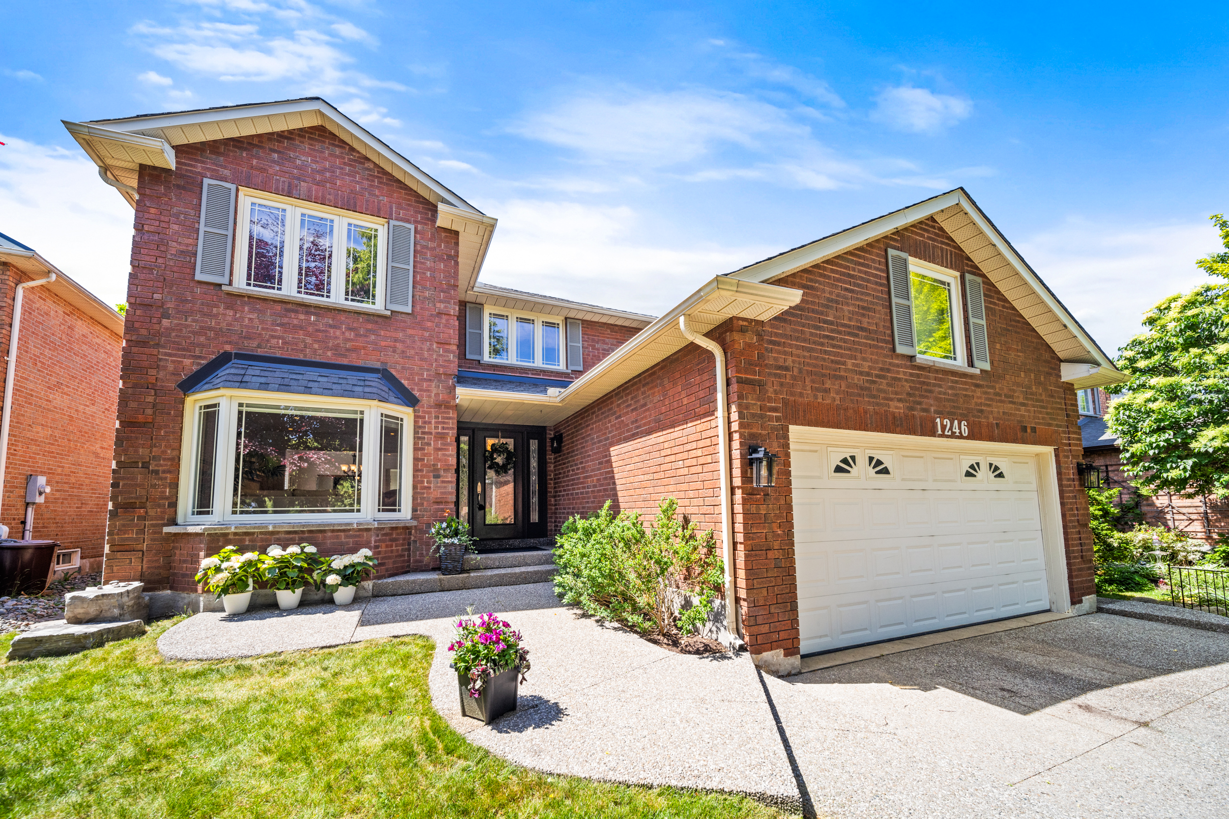 1246 Old Carriage Way