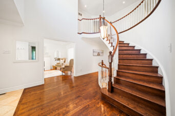 1246 Old Carriage Way