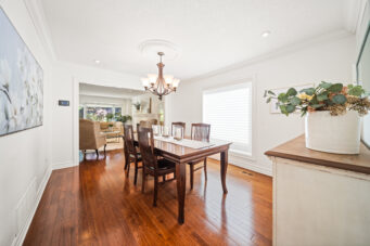 1246 Old Carriage Way