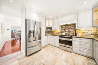 1246 Old Carriage Way