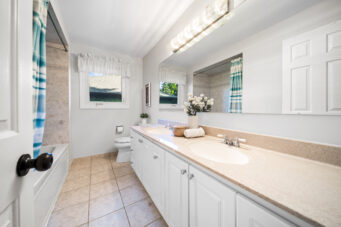 1246 Old Carriage Way