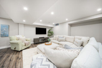 1246 Old Carriage Way
