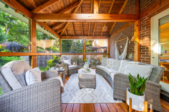 1246 Old Carriage Way