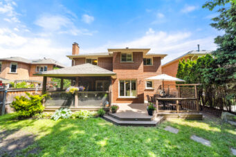 1246 Old Carriage Way