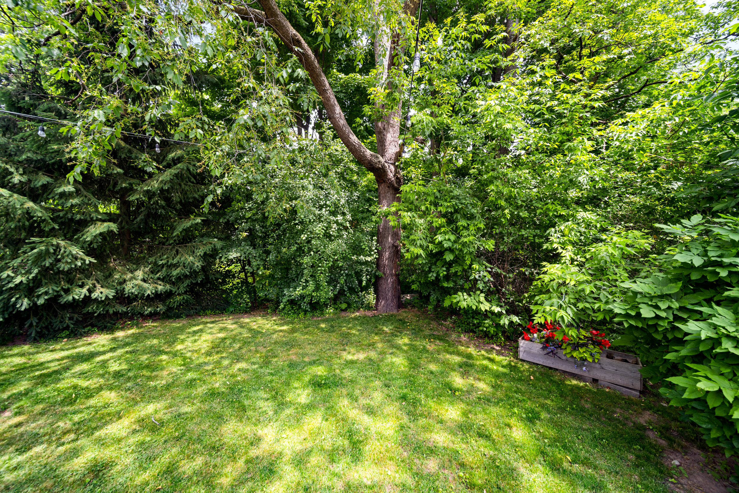 2051 Oak Grove Place