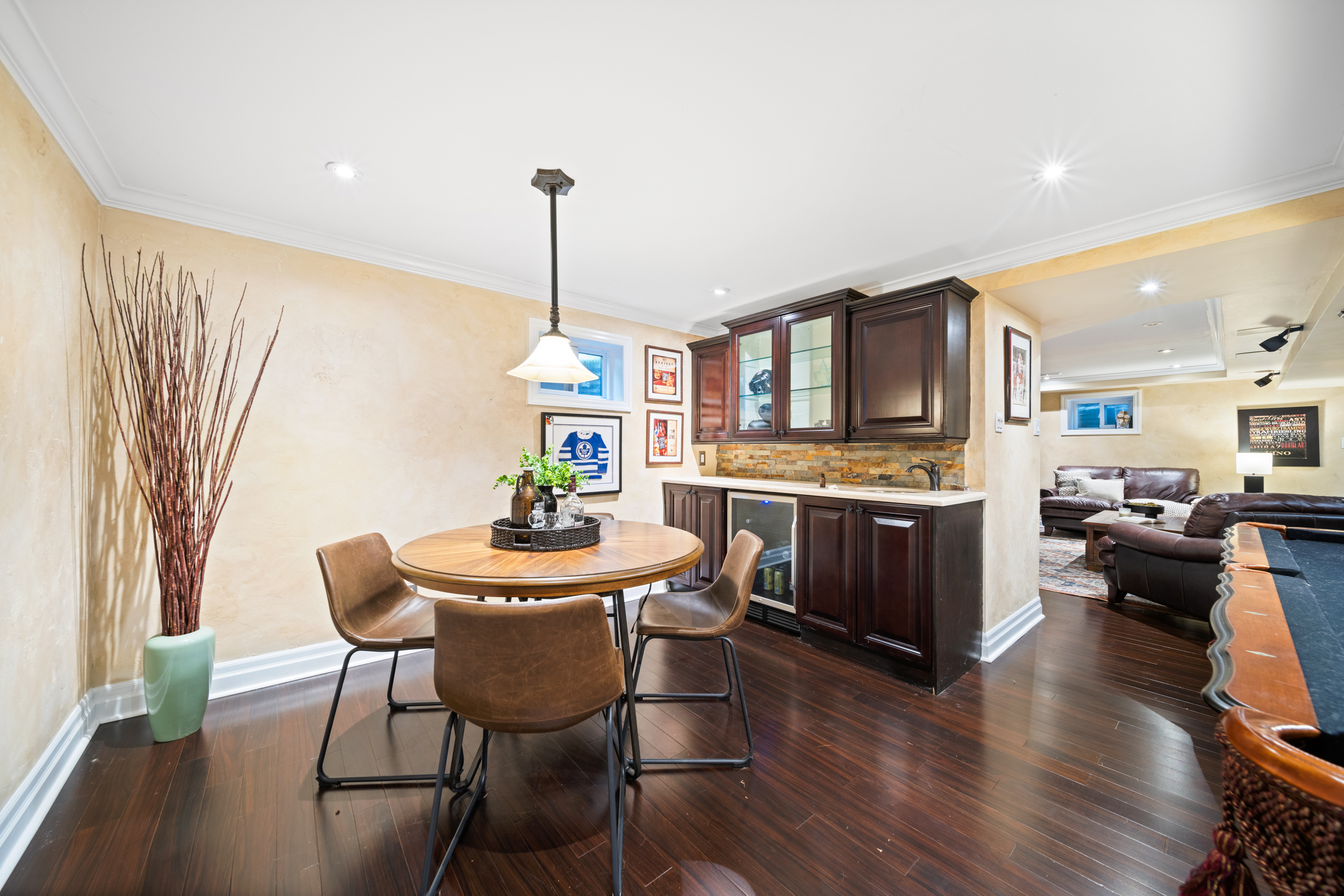 2067 Annette Court