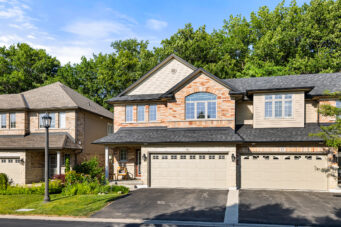 16 - 441 Stonehenge Drive