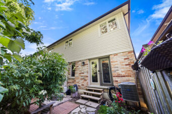 16 - 441 Stonehenge Drive