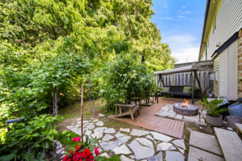 16 - 441 Stonehenge Drive