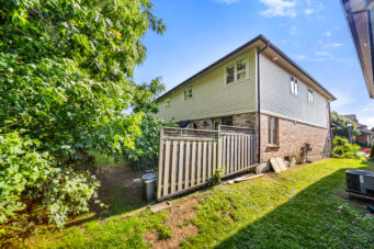 16 - 441 Stonehenge Drive