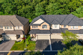 16 - 441 Stonehenge Drive